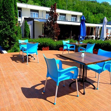 Hotel Drinska Lasta Ljubovija ภายนอก รูปภาพ