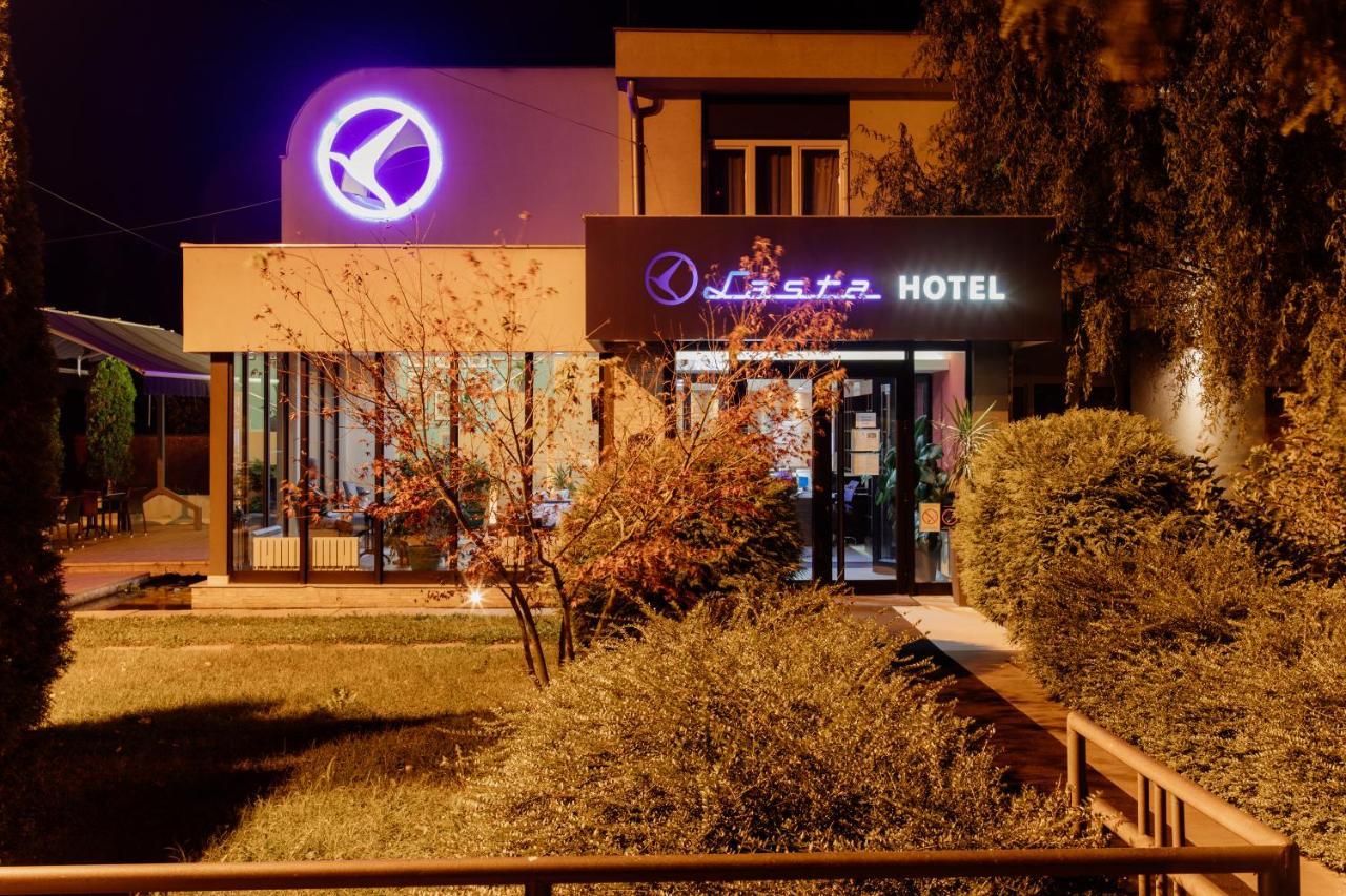 Hotel Drinska Lasta Ljubovija ภายนอก รูปภาพ