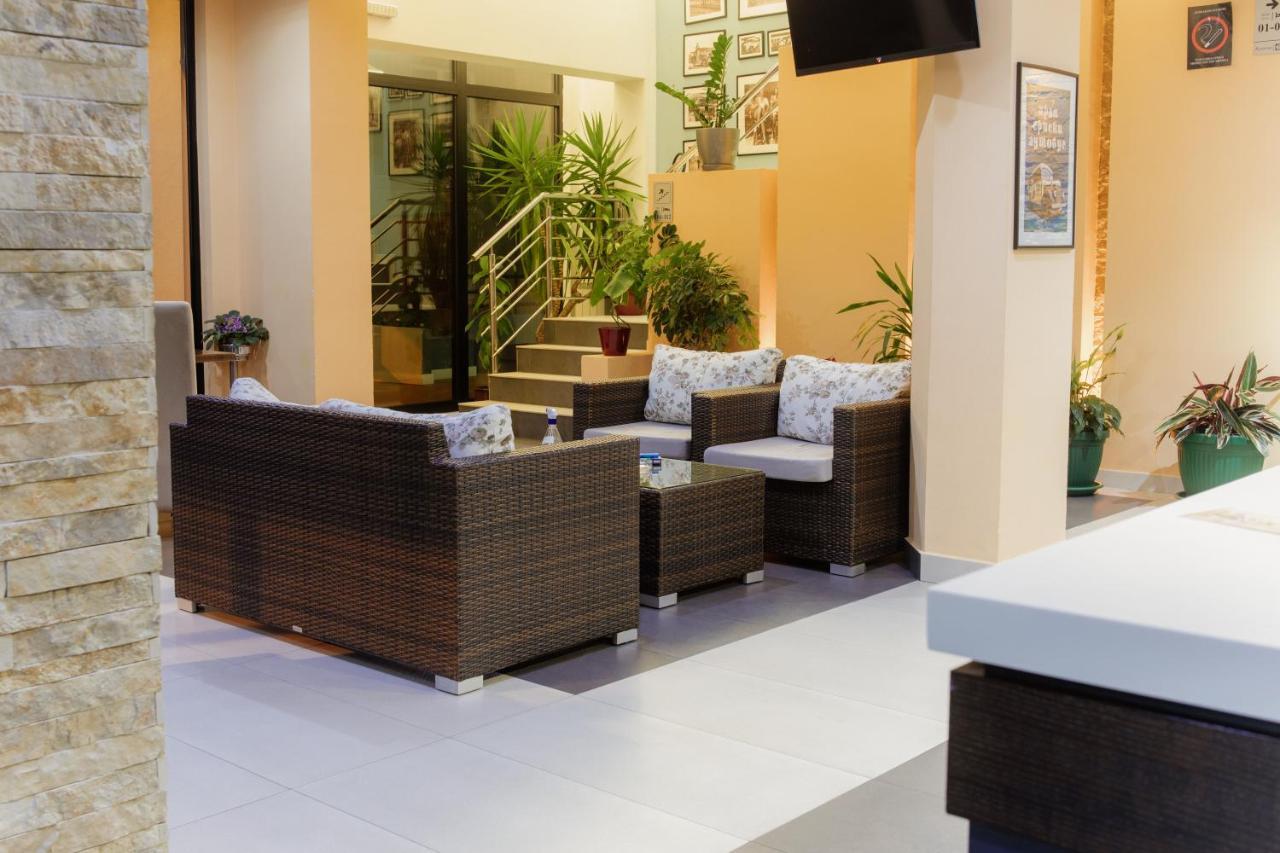 Hotel Drinska Lasta Ljubovija ภายนอก รูปภาพ