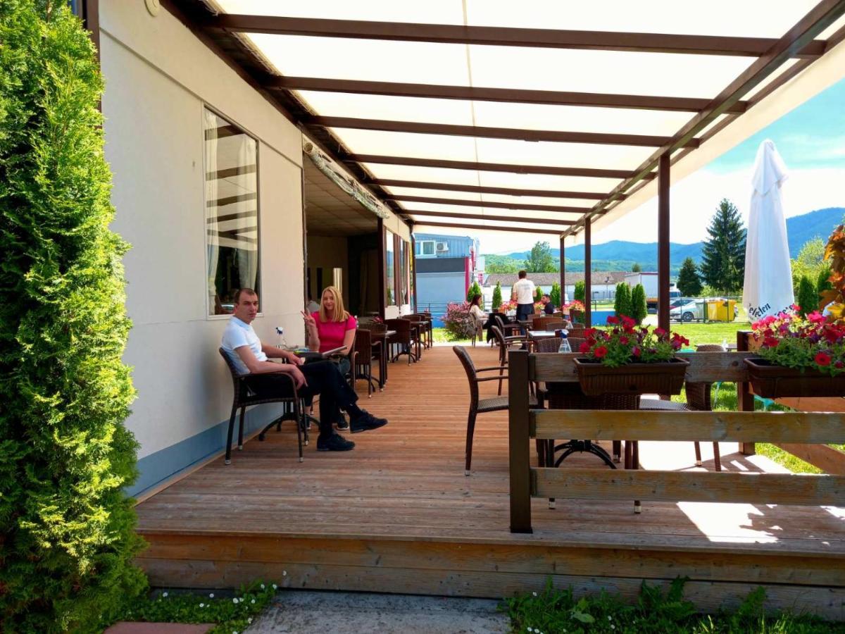 Hotel Drinska Lasta Ljubovija ภายนอก รูปภาพ