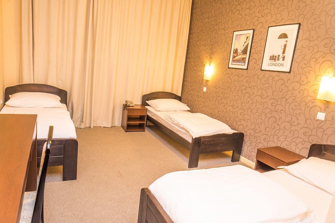 Hotel Drinska Lasta Ljubovija ภายนอก รูปภาพ